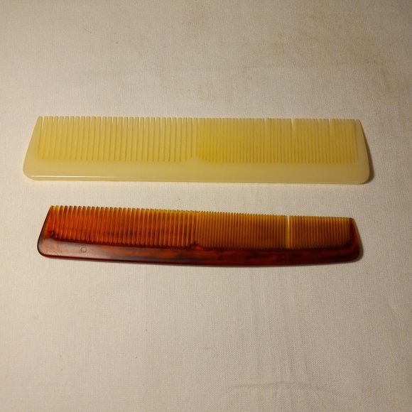 2 Vintage Stanley Combs Tortoise Shell and Cream - Picture 2 of 7